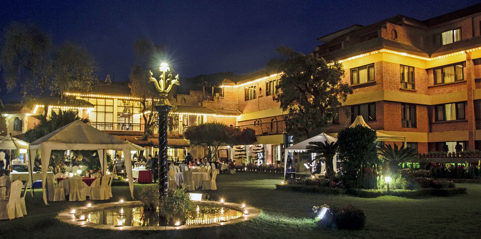 Hotel Shangri-La, Káthmándú Exteriér fotografie